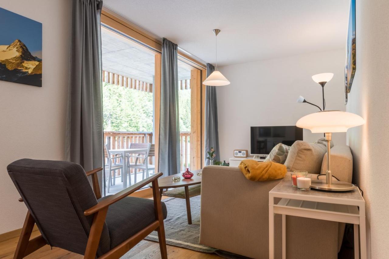 Montela Apartments - Haus D Саас-Грунд Экстерьер фото